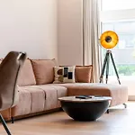 Daire Renovated Art Deco With Vintage Elements *