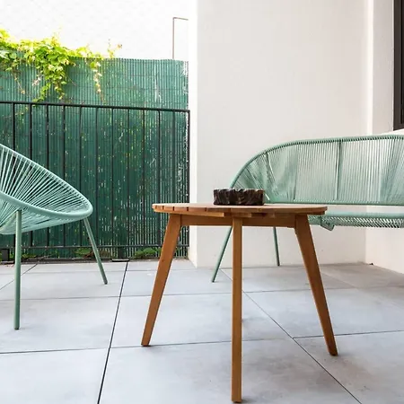 Renovated Art Deco With Vintage Elements Appartamento