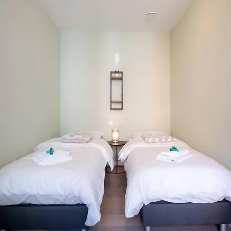 Renovated Art Deco With Vintage Elements Ostende