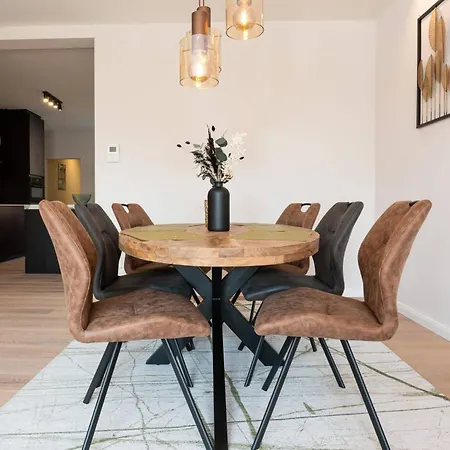 Apartment Renovated Art Deco With Vintage Elements