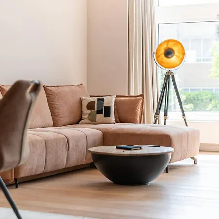 Renovated Art Deco With Vintage Elements