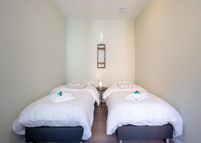 Renovated Art Deco With Vintage Elements Ostende