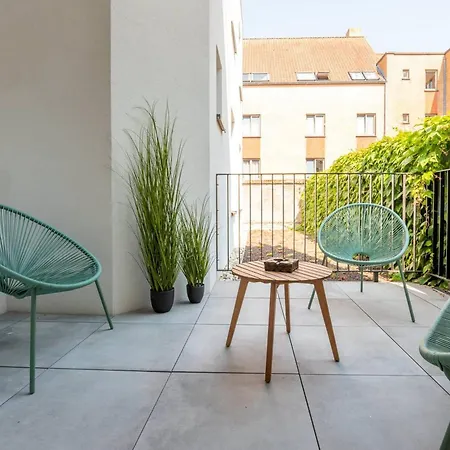 Renovated Art Deco With Vintage Elements Daire *